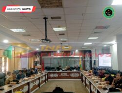 RAKSASA BATU BARA MANGKIR : Berau Coal Tinggalkan DPRD dan Rakyat dalam Kegelapan Tukar Guling Jalan Vital