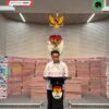 KPK Pamerkan Uang Rampasan Rp 300 Miliar Terkait Kasus Korupsi Investasi Fiktif PT Taspen
