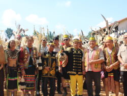 Pelestarian Tradisi di Tengah Modernitas, Kesultanan Berau Hadiri HUT ke-263 dan Upacara Bekudung Betiung Tumbit Dayak